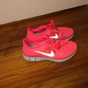 Nike running shoes 8.5